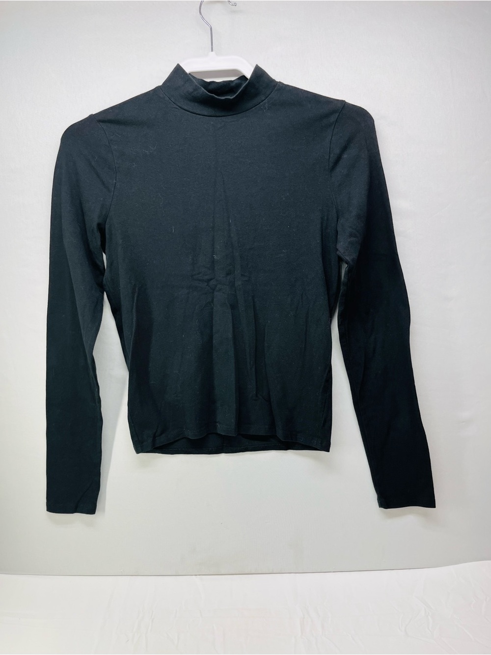 Hollister Black Mock Neck Long Sleeve‎ Top